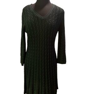 JH Collectibles Green Ribbed V-Neck Long Sleeve Sweater Dress